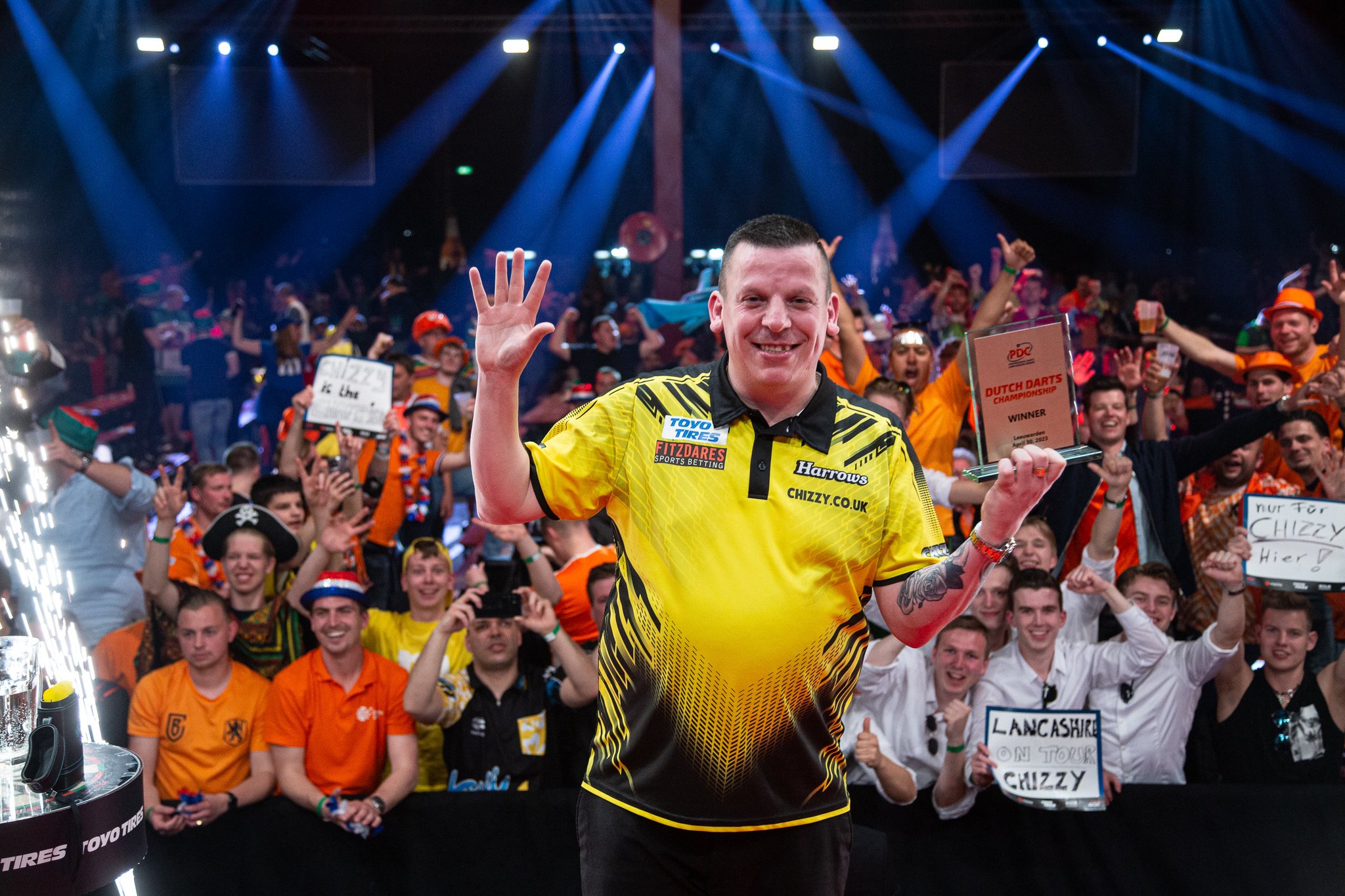 darts.universe on Twitter "Chizzy wins his 5th European Tour title in