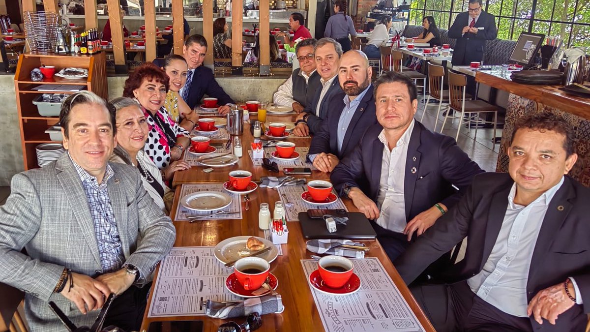 Esta mañana nuestra Presidenta, <a href="/ESPEAZAR/">Esperanza Ortega Azar</a> , arribó a Mexicali para afinar todos los detalles previo a la Reunión Regional de la Región Noroeste, con el fin de escuchar a todas las delegaciones de la región.