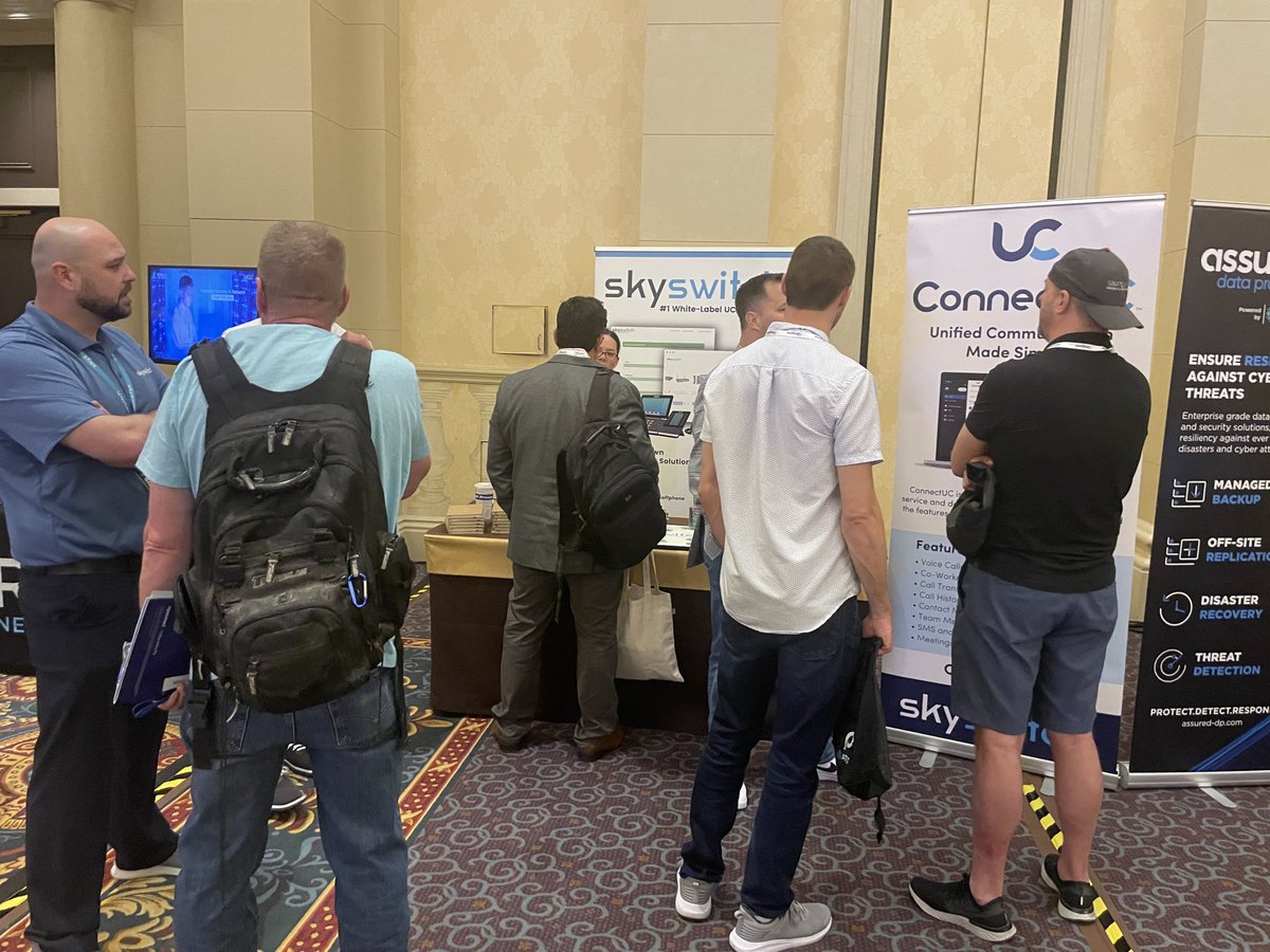 CoreDial tweet media