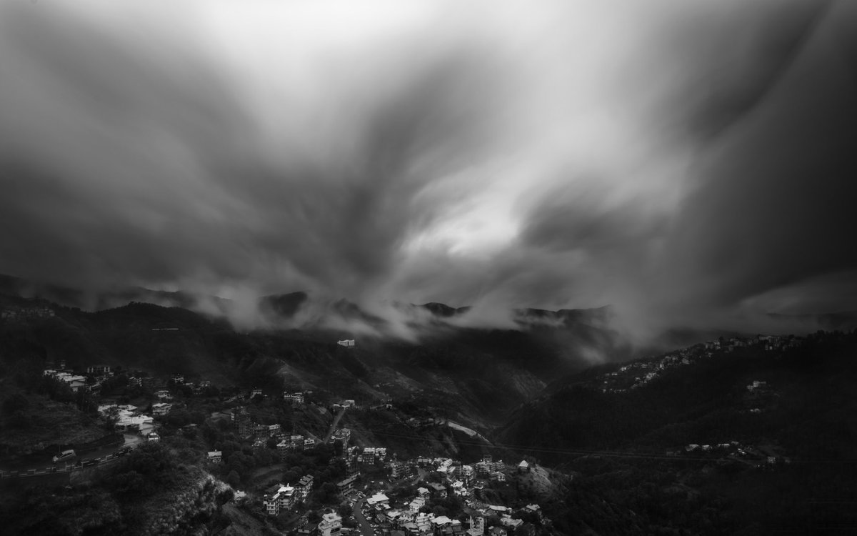 1/may/2023.
.
.

#fujixt4 #framez #fujifilm #fujixseries #fujiframez #photocinematica #HimachalPradesh #shimla