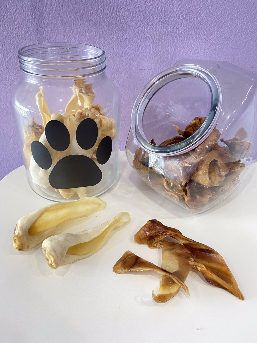 Pig ears and Lamb ears are Good for Dental Problems ❣️
#kahuelobakery
#hermosabeach #mbparksandrec #southbaydog #southbaydogs #dogtreats #dogsofinstagram#dogbakery #dogcake #dogcakes #dogsnacks #healthydogtreats #handmade #lovedogs #dogslovetreats  #handmadetreats