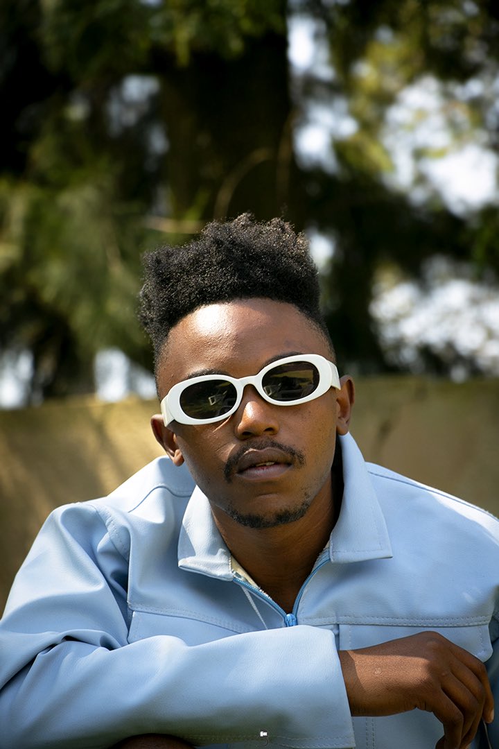Bomb_Studios_'s tweet photo. Hlanganisa skeem saam πͺοΈ
Muse @MGIFTOZ_SA
Shot | Edited by us π§π½βπ»
#SkeemSaam #fyp #bombvisuals #photograghy #viral #fashion https://t.co/1avklJ8Cjg