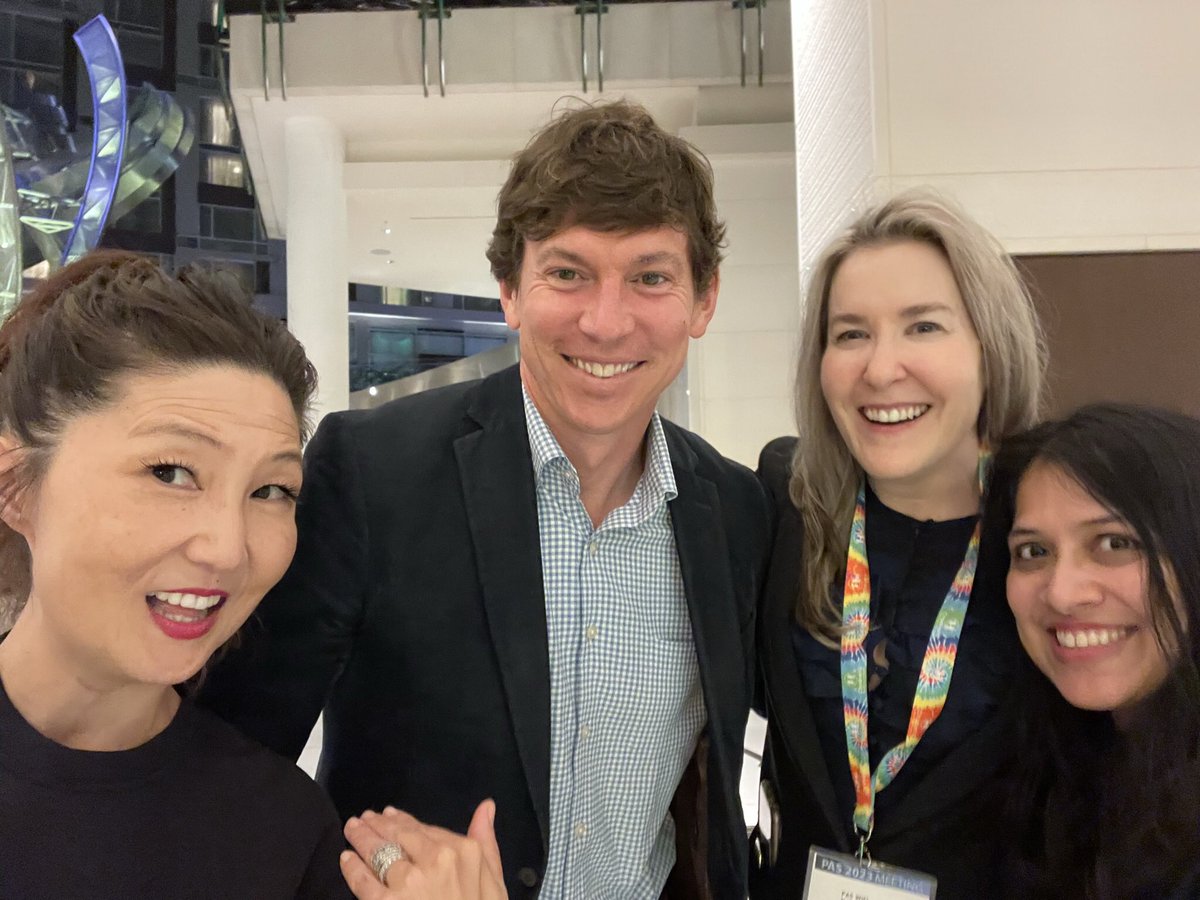 songMD's tweet photo. With THE Carl Backes &amp; THE Nathalie Maitre #NeoCV #neoPDA 

@PASmeeting
#PAS2023+#PAS23selfie https://t.co/bcuD3dVOTT