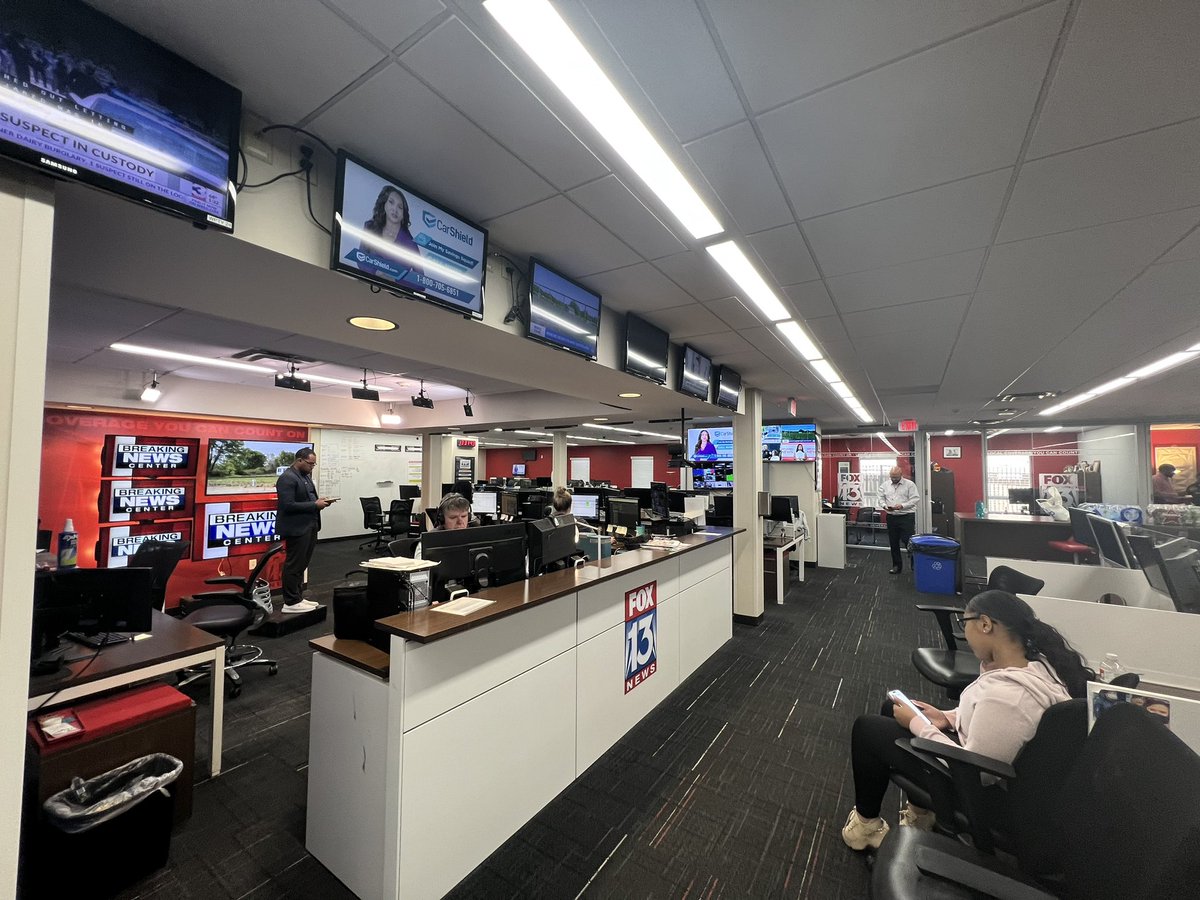 Brian Stelter on Twitter "Earlier today a man fired a gun at the Fox