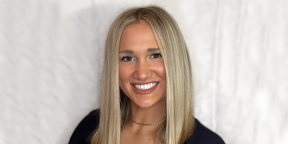Countdown to Commencement: Chloe Yuhasz ~ "My advice to new freshman me would be take chances and push yourself to go outside of your comfort zone."
heidelberg.edu/blog/chloe-yuh…