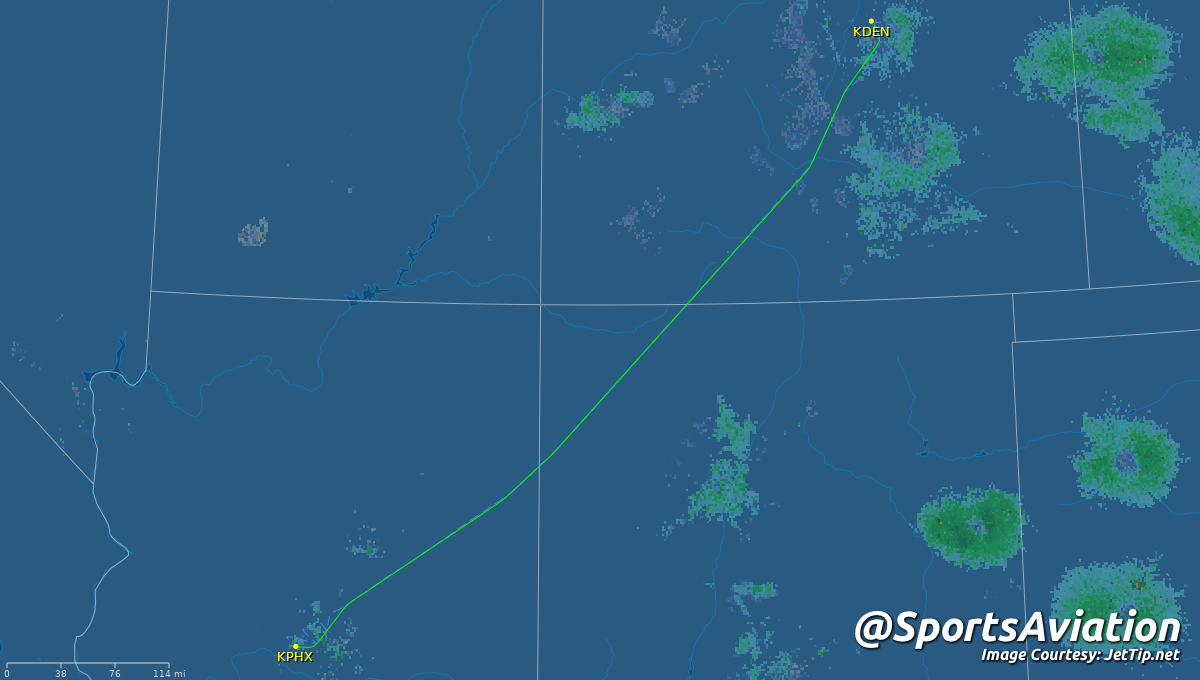 🏀 Phoenix Suns (@Suns) #WeAreTheValley 🆚 0-2 @ Denver Nuggets #MileHighBasketball #PHXvsDEN ✈️ N663DN | DAL8939 | B752 🛫 DEN - 12:25 am MT 🛬 PHX - 12:49 am MST 📡 Tracking: jettip.net/airport/kphx/1…