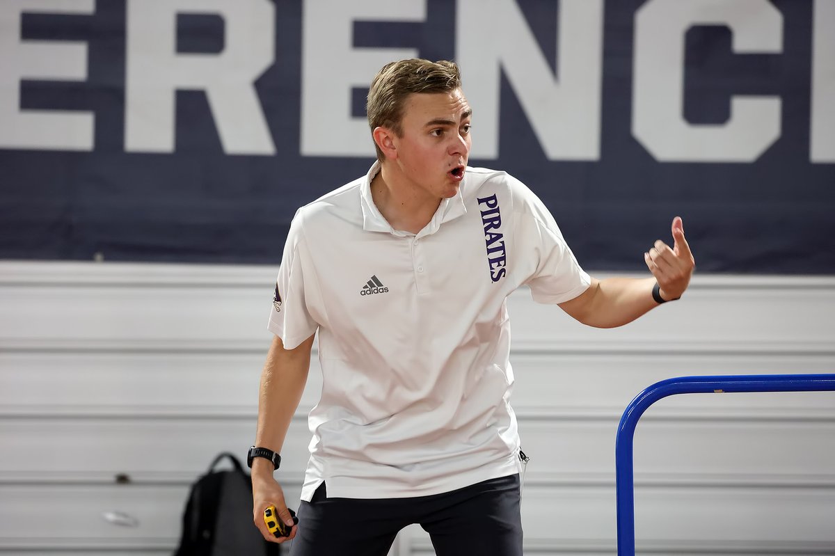 ECUTFXC's tweet image. Join us in wishing @CoachBillyC a very happy birthday!