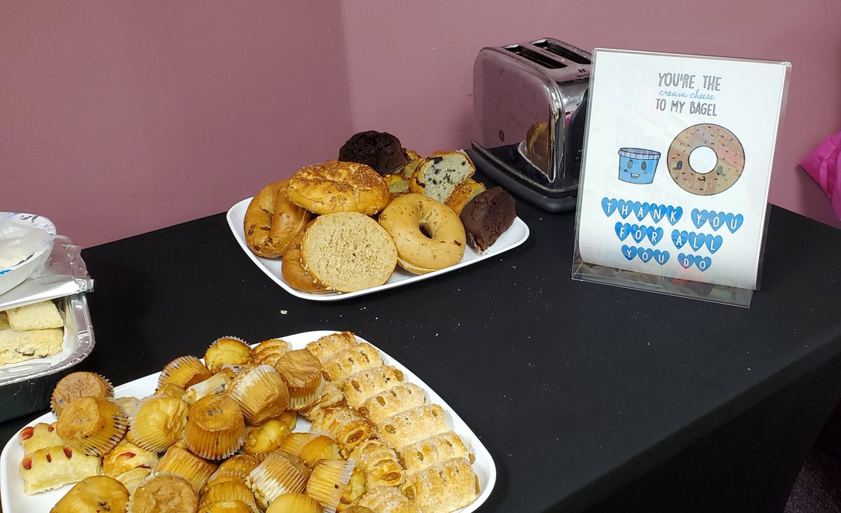 NISDRabaES's tweet image. Day 2 of Teacher Appreciation Week started off with a huge wonderful breakfast provided by our Raba parents!! Thank you guys for showing up this morning for our wonderful teachers &amp;amp; staff...it was greatly appreciated!!! #RabaIgnited #RabaRattlers