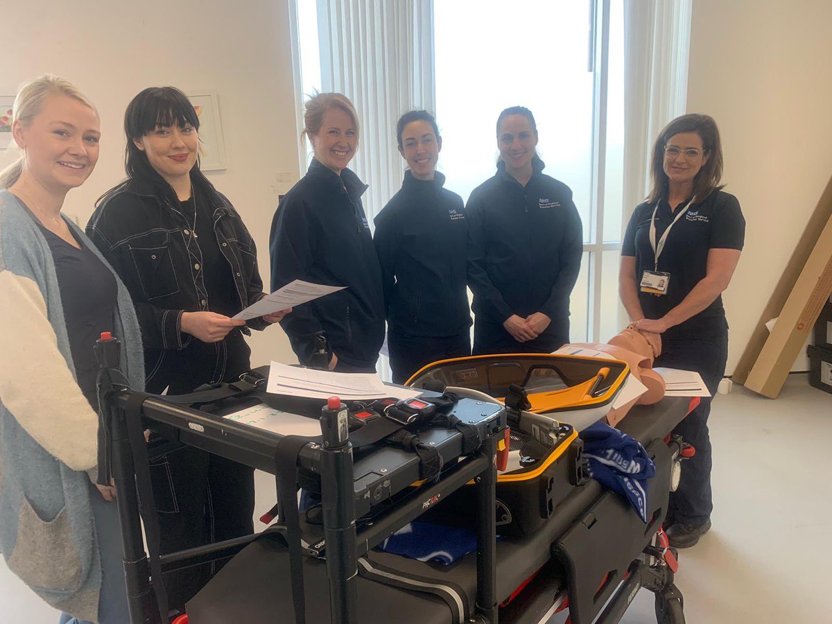 Transfer tweet media