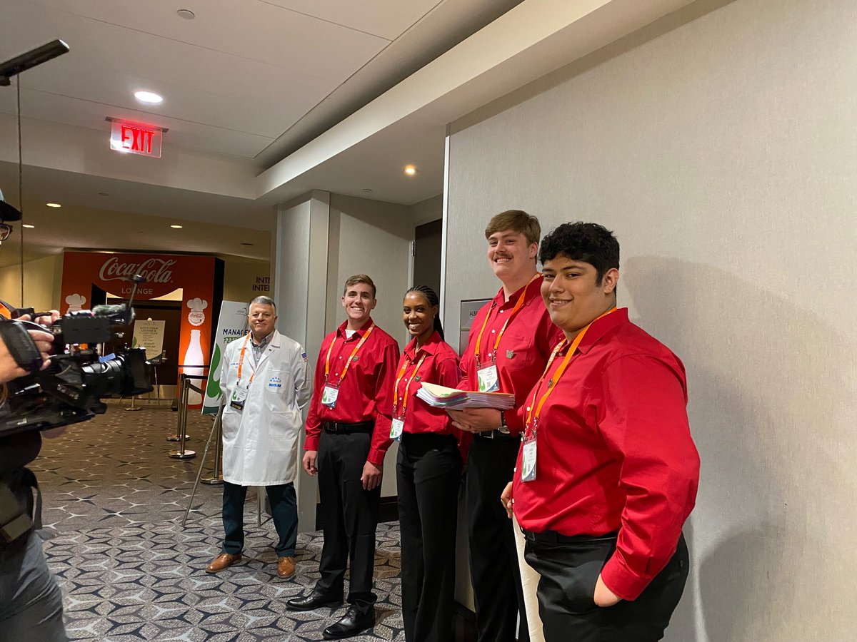 OHIO teams are in DC for #NPSI2023 !! Good luck Normandy Culinary &amp; Centerville Management! 🤩🙌🏼
<a href="/NormandyHS/">Normandy High School</a> <a href="/ParmaSchools/">Parma Schools</a> <a href="/DaytonSchools/">Dayton Public Schools</a> <a href="/OHEducation/">OH Dept of Ed and Workforce</a> <a href="/ProStart/">ProStart</a>