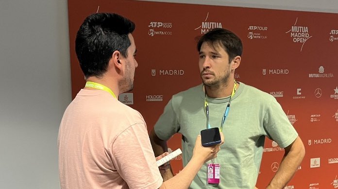 fermurciego's tweet photo. 🇷🇸 Qué gusto escuchar a Dusan Lajovic . Hablamos de su gran momento de forma, pero también de los peajes del circuito.

🗣️ “Esta vida es muy exigente, puede llegar a ser abrumadora”

🚨 ENTREVISTA en @PuntoDBreak 
🔗 https://t.co/wc6TVevEo1 https://t.co/RnDts0nAuK