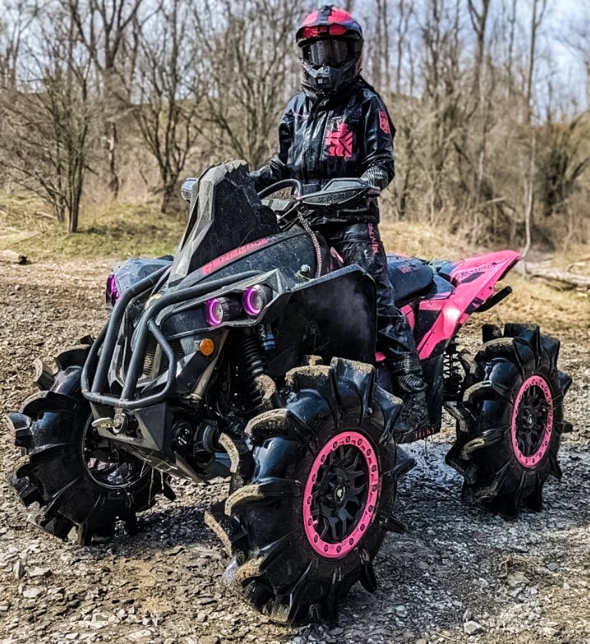 superatvtweet's tweet photo. π₯ @canam.girl (IG) and her @CanAm #Renegade have got all the drip! π§ Anyone else match their ride? π #AssassinatorTires #LetsRide πΈ: @projectvengeance
#superatv #satv #satvnation #assassinators #sassies #mudtires #offroadtires #atvtires #4wheeler #4wheeling #brp #canam https://t.co/0pUNzuQE78