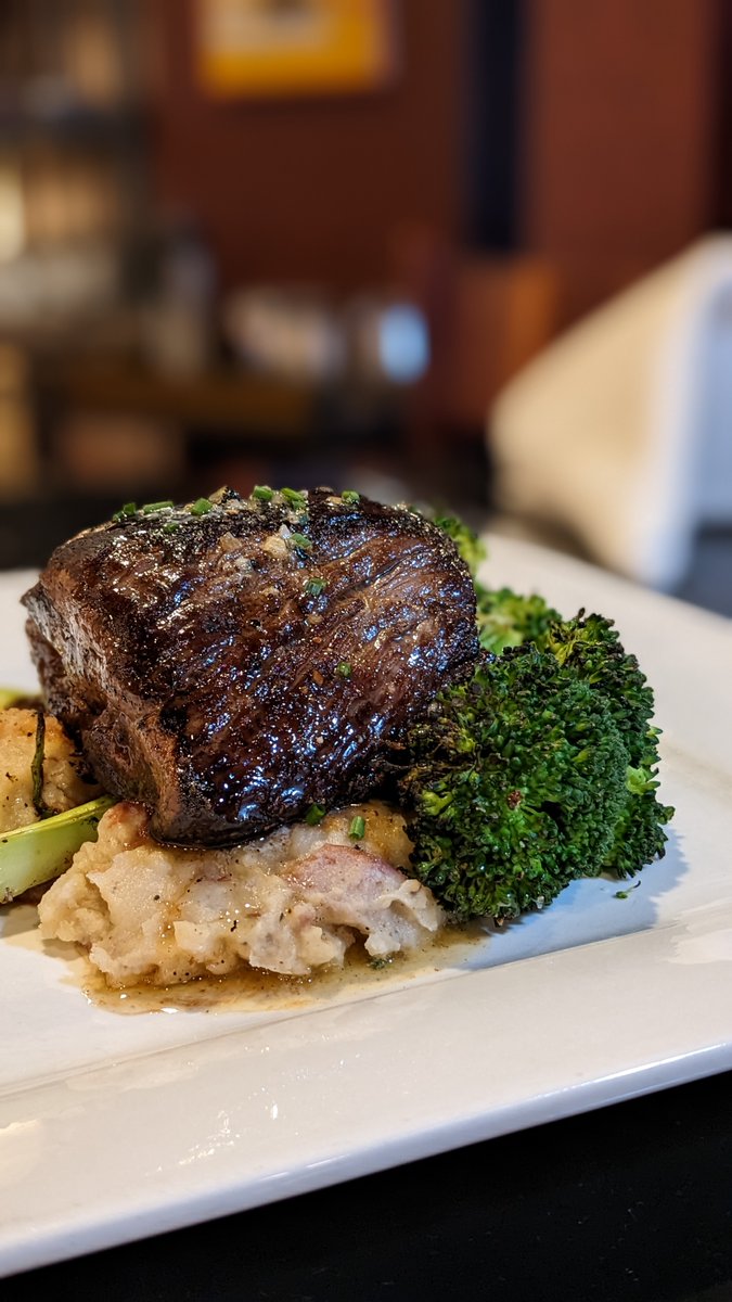 Ready for dinner? We always are! Have you been in to try our new menu yet? A few things have stayed, others have changed, but no matter what, they're all delicious. Come out tonight and try for yourself!