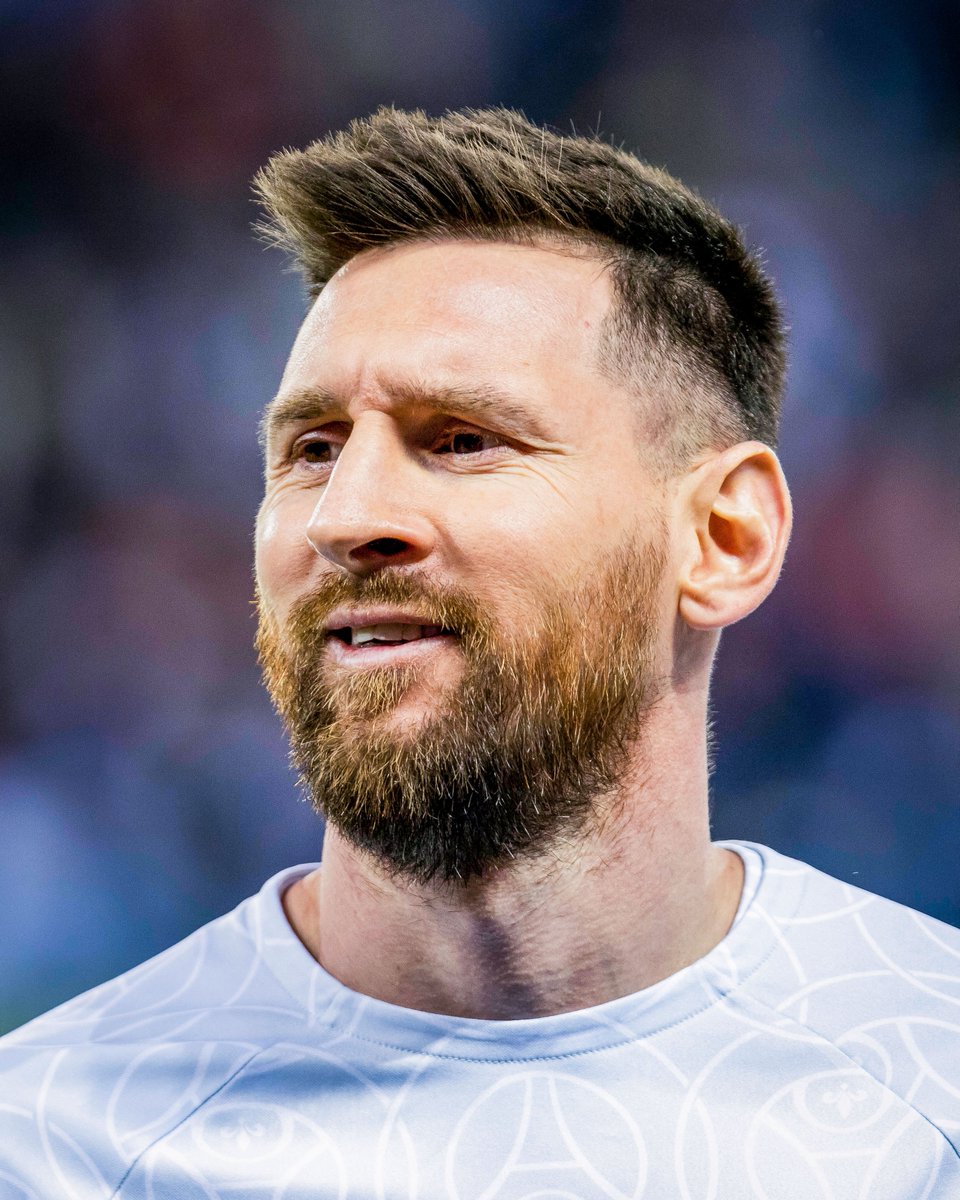 SpheraSports's tweet photo. 🚨Según RMC Sport, el PSG ha suspendido dos semanas de empleo y sueldo a Leo Messi por su viaje sin permiso del club a Arabia Saudí https://t.co/dw4EVFOPka