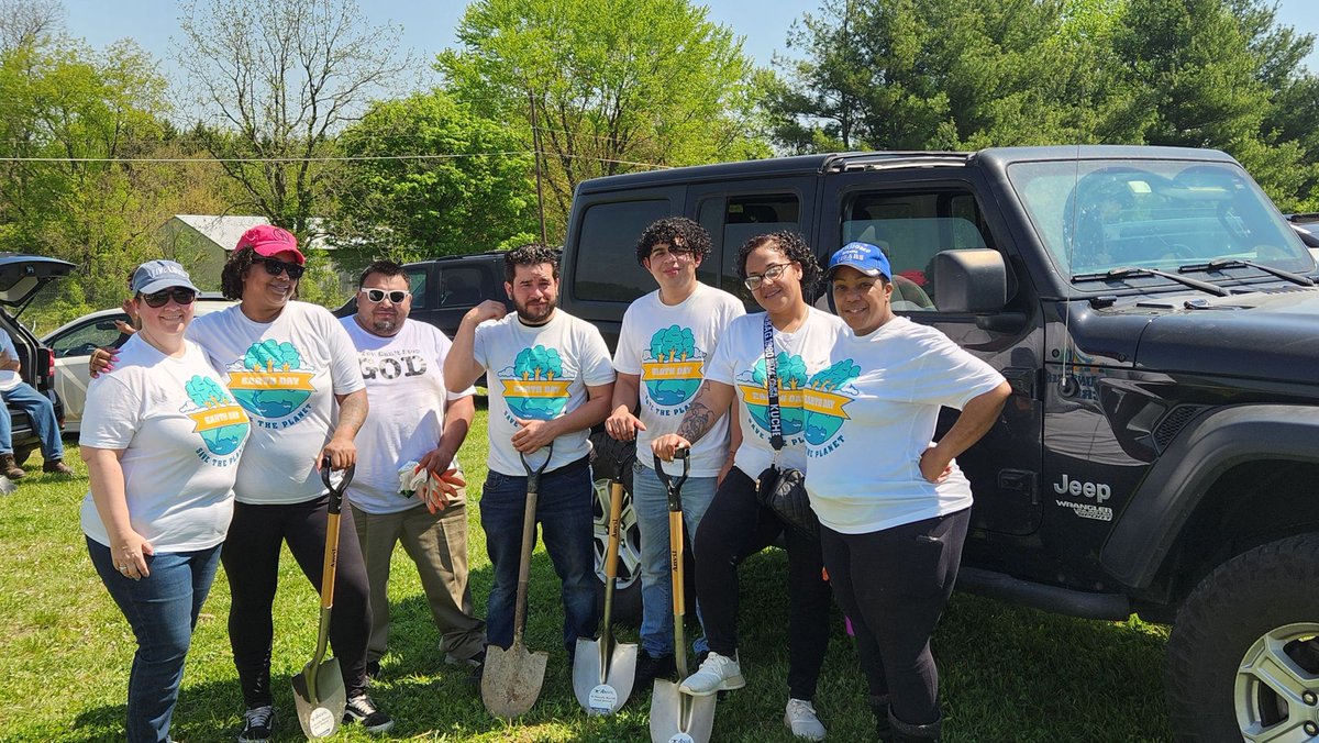 Our teams showed up and showed out for #EarthDay2023! From beach cleanups, succulent gardening, tree planting, to trash pick-ups, we enjoyed showing love to Mother Earth surrounded by our fellow team members.

One Team, One Earth, One Goal! 💙 ♻️ 🌎