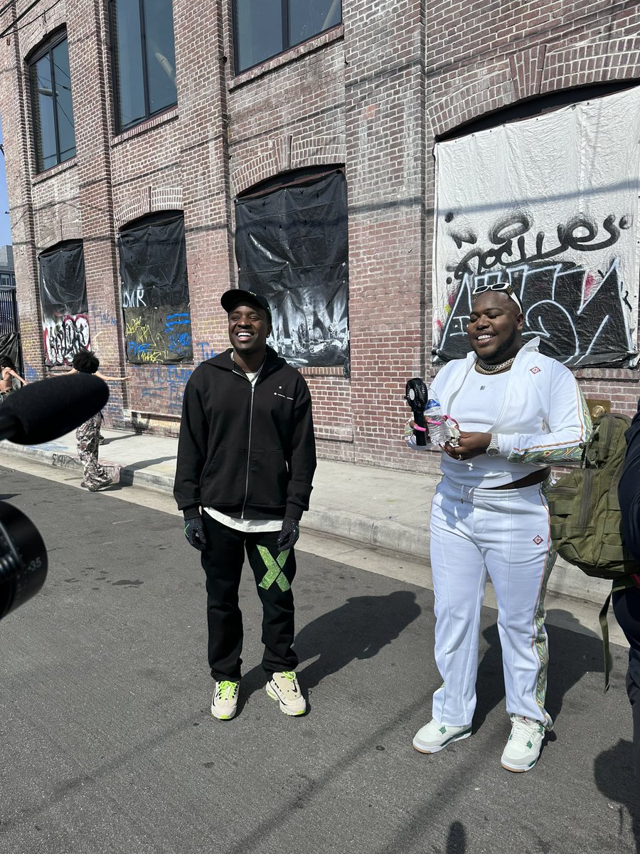 Material Gworl. tweet media