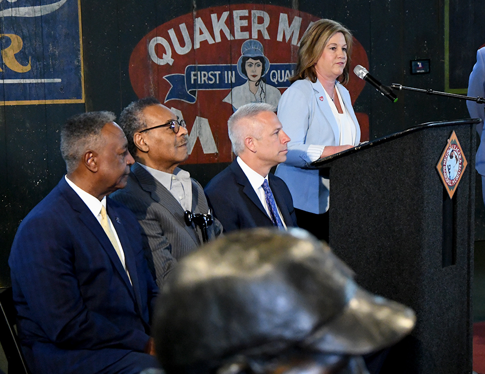 JacksonCountyMO's tweet photo. Congratulations @NLBMuseumKC on being awarded a $1 million grant from @BankofAmerica in support of the museum’s $25 million capital campaign to build a new 30,000 square ft. facility.  @JCEFrankWhite alongside @repcleaver, community &amp; museum officials was part of the conference. https://t.co/JiIDaxRfDB