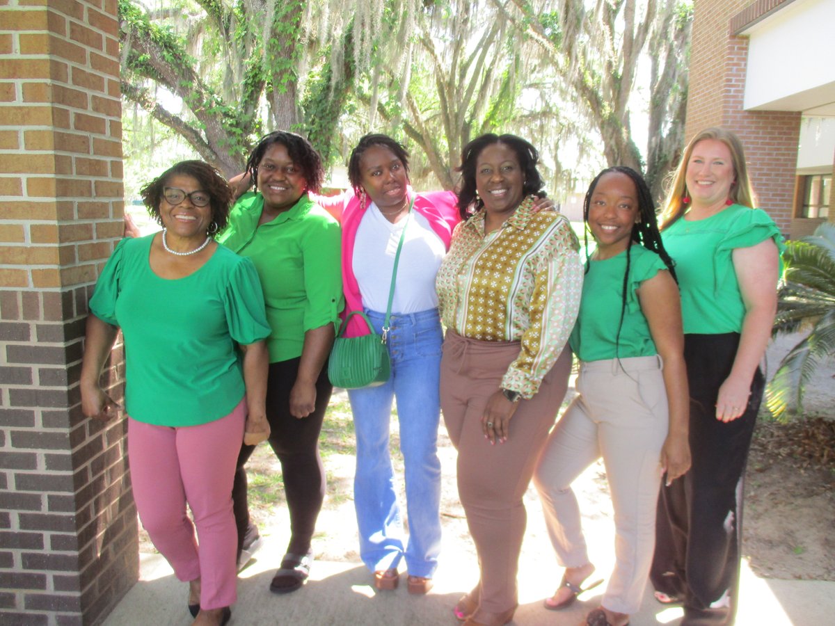 ACELeonAdultEd's tweet photo. It is Ms. Browning's birthday, so to honor her, some of the lovely ladies of ACE wore her favorite color combination, pink and green!  Happy birthday, Ms. Browning! https://t.co/QX6b4yQyxX
