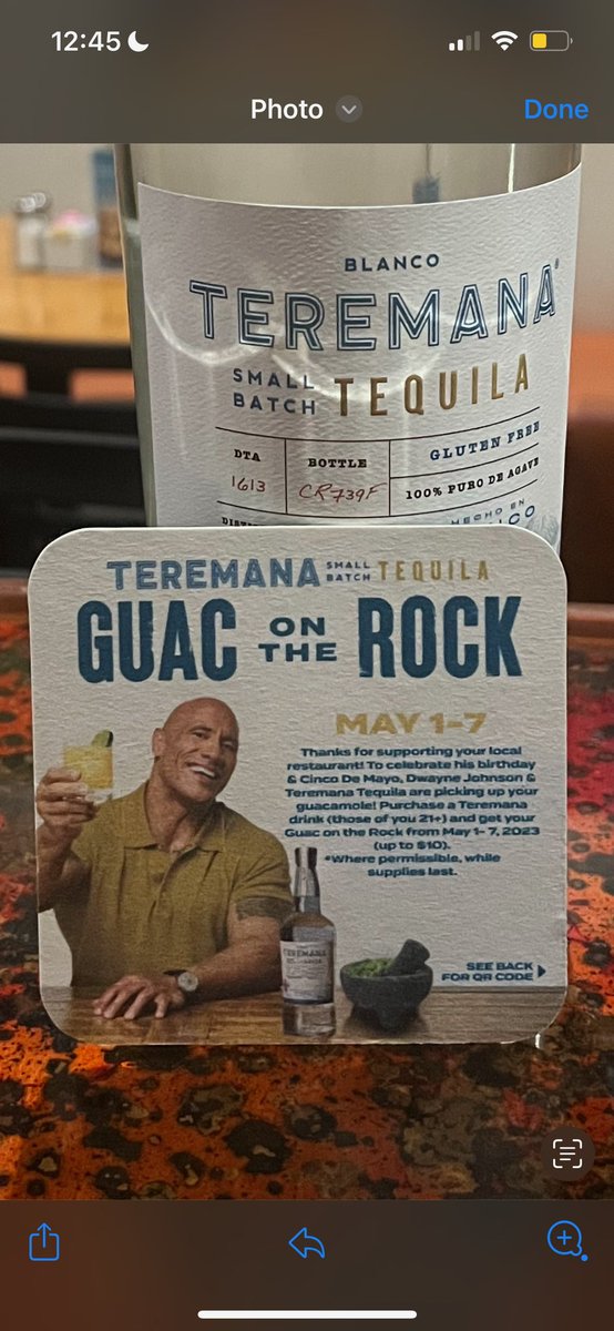 MexicanQuates's tweet photo. Order any Teremana cocktail with a delicious serving of our signature guacamole, and you'll be able to scan a QR code to receive money for the guacamole! That's right, you can enjoy our delectable guacamole on the house, courtesy of Dwayne "The Rock" Johnson himself. https://t.co/PToWoO7BI3