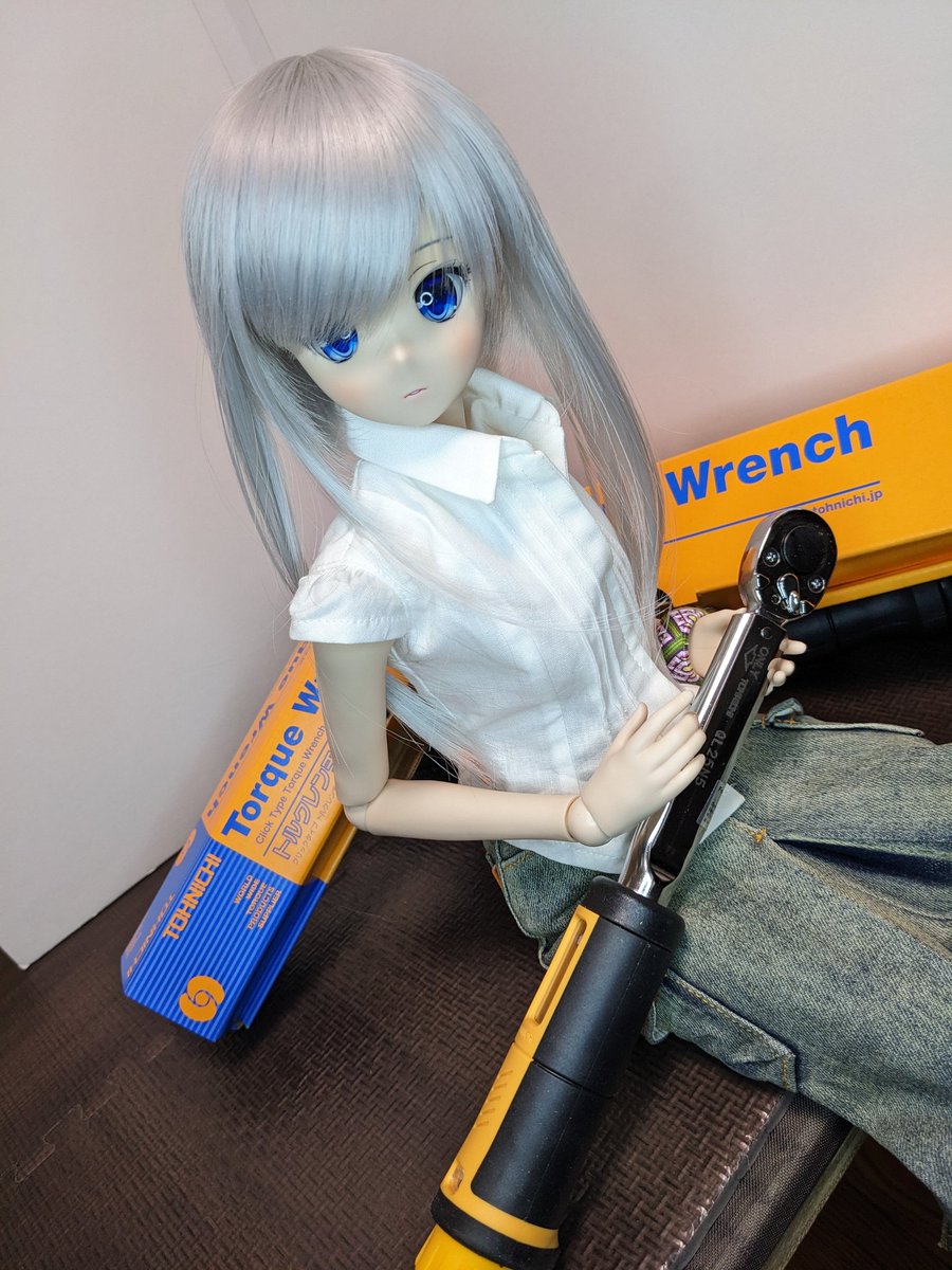 ted3322's tweet photo. これは #TOHNICHI のトルクレンチ
工具とお人形もよい
お手伝いしてくれます

すみません
工具メーカー名が間違っておりましてあげ直しです…
#うちのこかわいい
#smartdoll https://t.co/jItLD1A216