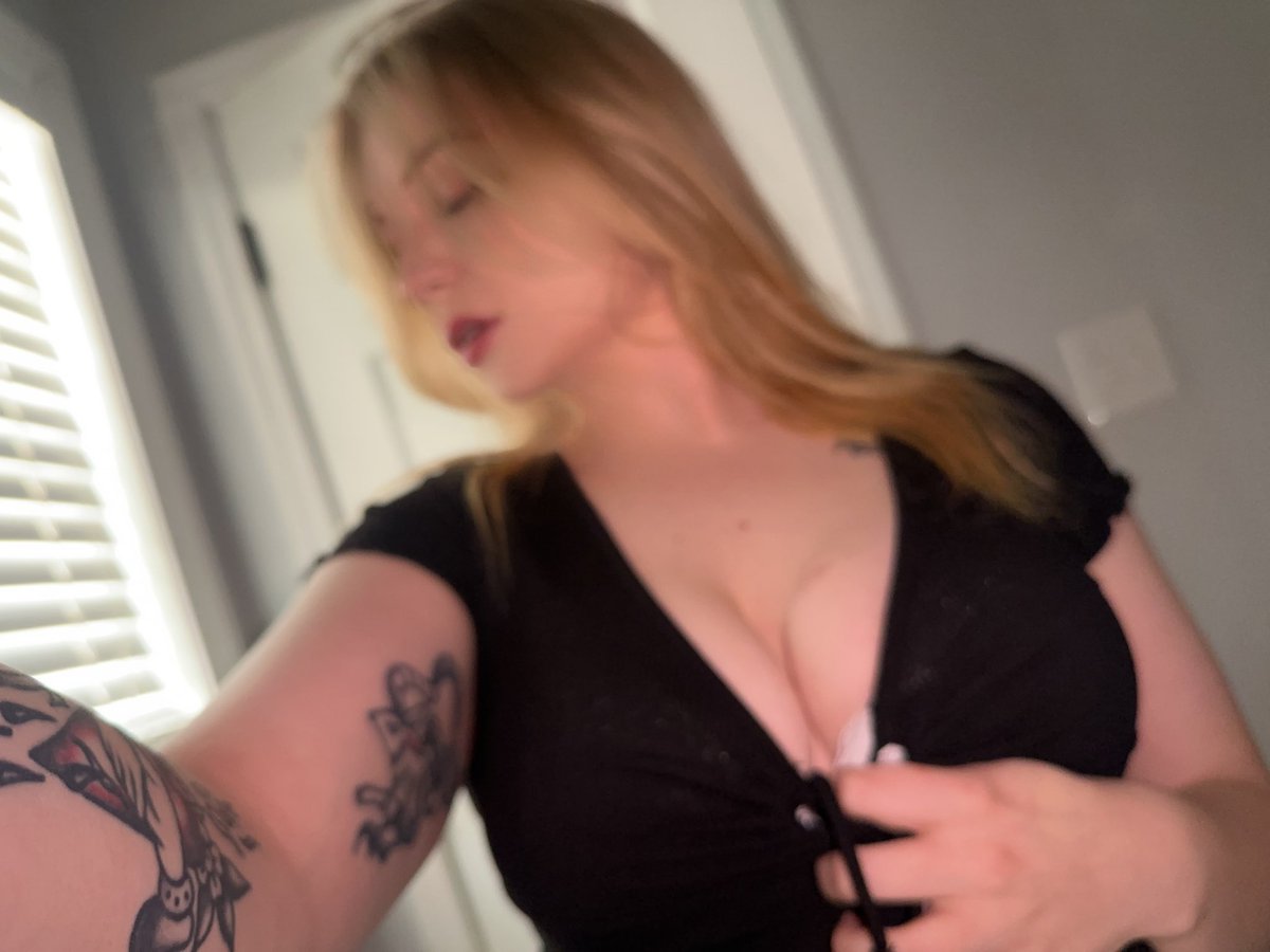 June @idkwhojuneis - Twitter Profile | Sotwe