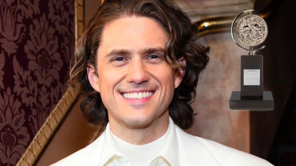 Here’s How Aaron Tveit Could Still Lose the Tony bit.ly/3bB4nNm