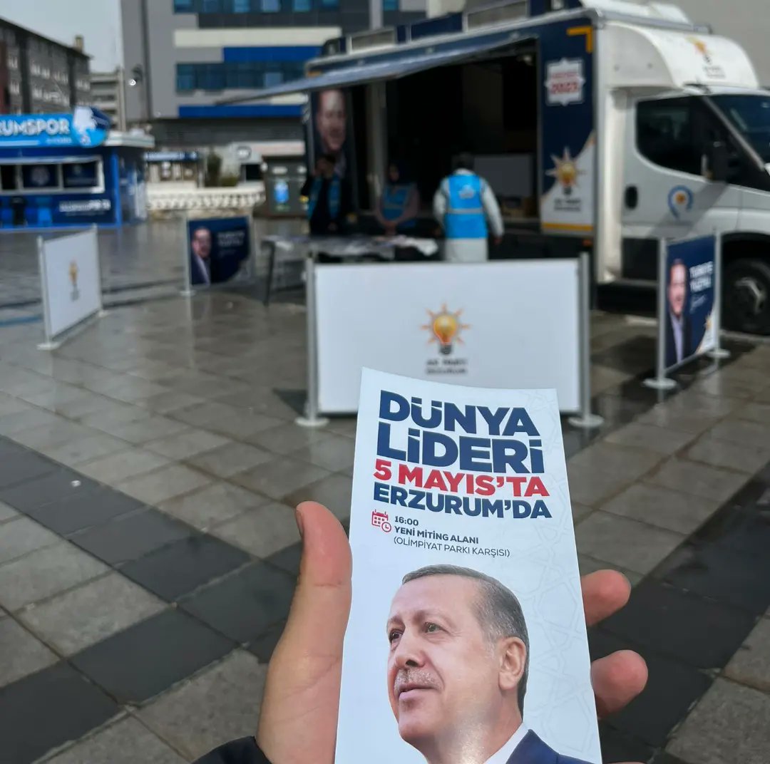 akgenclik025's tweet photo. 📍Havuzbaşı Kent Meydanı

5 Mayıs günü şehrimizde misafir edeceğimiz Cumhurbaşkanımız sayın @RTErdogan hasretle beklerken bir yandan da saha çalışmalarımızı sürdürüyoruz. https://t.co/fOzEideh2G
