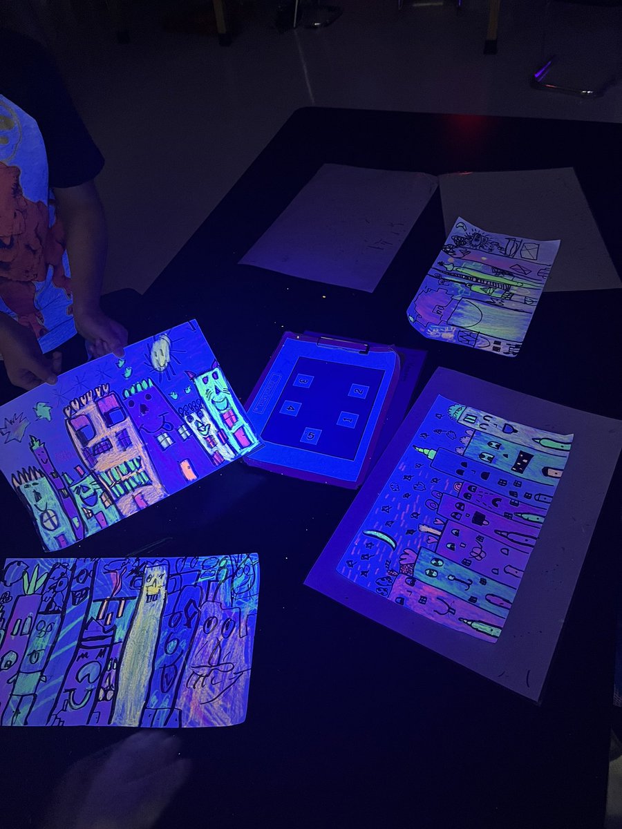 Danielle  Fender tweet media