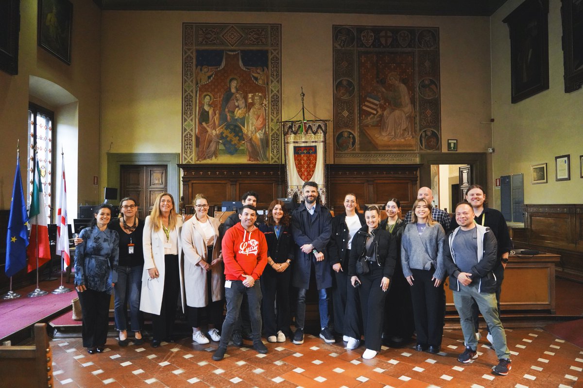 TrisJKennedy's tweet photo. Excited to be joining the Monash Indigenous Graduate Program visit to Monash Prato Centre! Day One introduced us to the city - including a spontaneous invitation to meet and talk with the very generous Matteo Biffoni @MattBiff Mayor of Prato, Tuscany! #MonashGradMob23 #MonashUni https://t.co/7FkL6Kp3u0