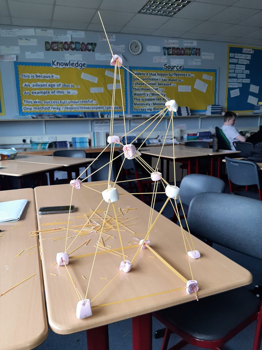 Miss Broadley PE tweet media