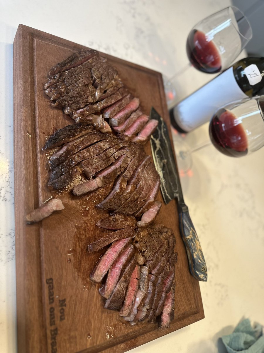 Those <a href="/RangersValley/">Rangers Valley</a> rib eye steaks from <a href="/higginsbutchers/">Higgins Butchers</a> are a firm
favourite in this house. Paired with a lovely light red from <a href="/RNWinesIreland/">Rainbow Nation Wines</a> Blank Bottle, Master of None!