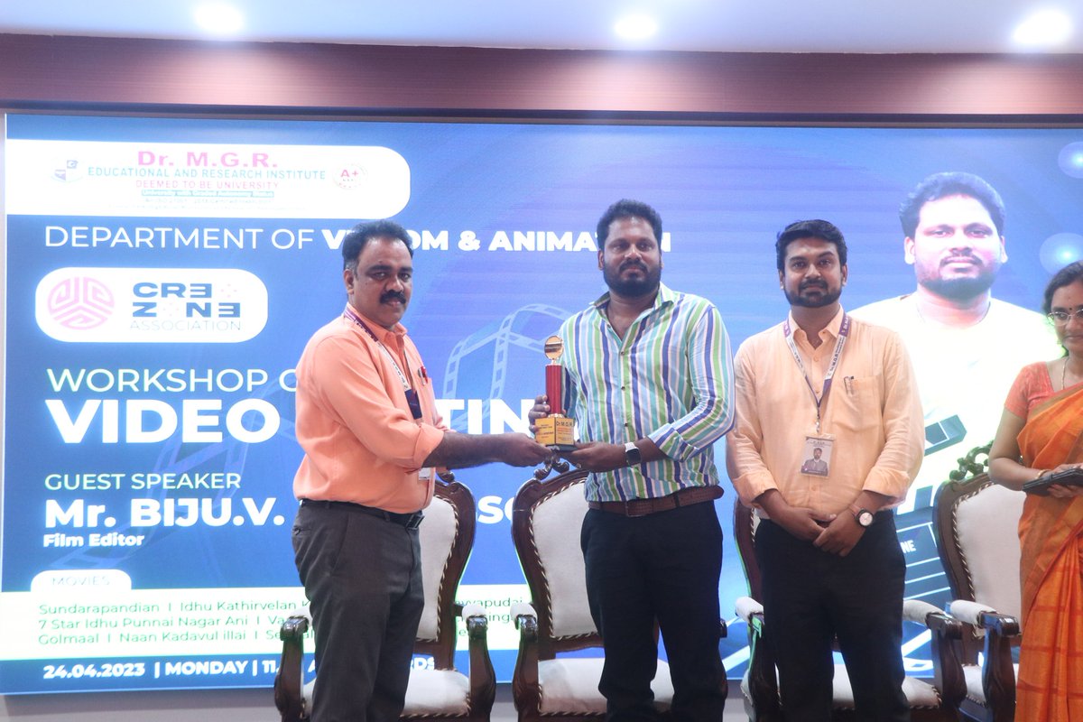 biju_v_donbosco's tweet photo. Thanks to Dr. M.G.R. University for honouring me.🤝
#mgreri | #viscom | #viscomstudent | #animation | #film | #filmmaking | #filmmaker | #engineering | #design | #viscomcoursechennai | #art | #photography | #grapicdesign | #education | #media | #digital | #editordonbosco https://t.co/nPbYBPpEtU