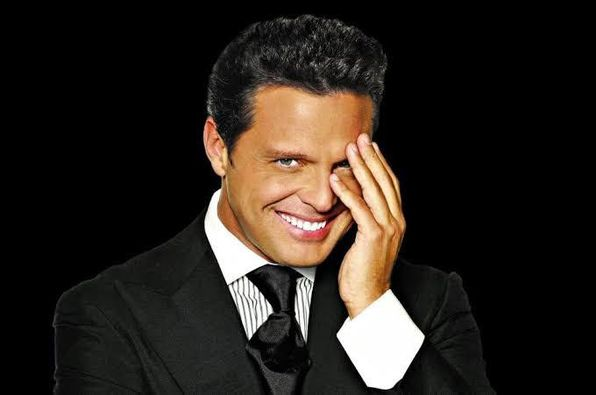 OmarNNoticias's tweet photo. 🎤#LUISMIGUEL  SE PRESENTARÁ EN EL🏟️ "ALFONSO LATRAS"

“El 🌞 de 🇲🇽" confirmó por medio de sus redes sociales que su presentación en San Luis Potosí será en el estadio de fútbol 'Alfonso Lastras' el próximo 4 de diciembre https://t.co/kES62wzB2e
