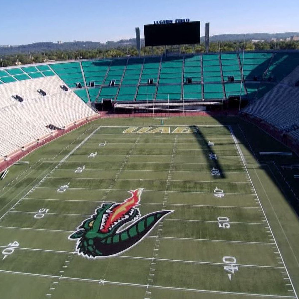 I’m blessed to receive an offer from @UAB_FB @si_one11 @DilfersDimes #WinAsOne @CoachJoeyKing @Carrollton_High @RivalsFriedman @SWiltfong247 @JeremyO_Johnson @BHoward_11 @BALLERSCHOICE1 @RecruitGeorgia @InsideHashes @lukewinstel @RustyMansell_ @DemetricDWarren @UABRecruiting