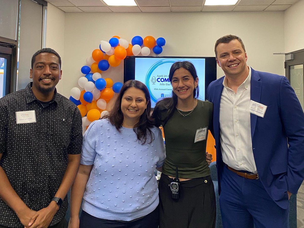 COMM WEEK tweet media