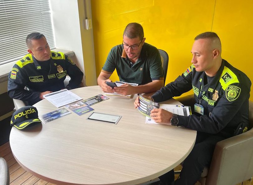 Policía Fiscal y Aduanera (POLFA) tweet media