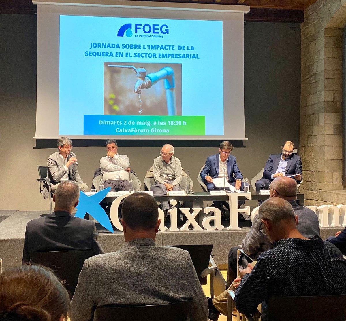 Gràcies a <a href="/laFOEG/">FOEG</a> per organitzar debat de la sequera:
- Més impuls a la reutilització i dessalació
- Planificació a llarg termini i acords de país
- Política de demanda amb incentius als sectors empresarials per invertir en estalvi i reutilització
- Invertir en R+D i tecnologia