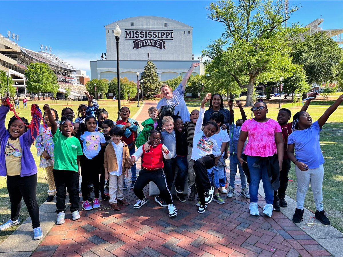 MSUcheese's tweet photo. Things you learn in first grade…when on campus, eat #MSUIceCream! 🤩🍦🐾 https://t.co/NN2fJ6RvC4
