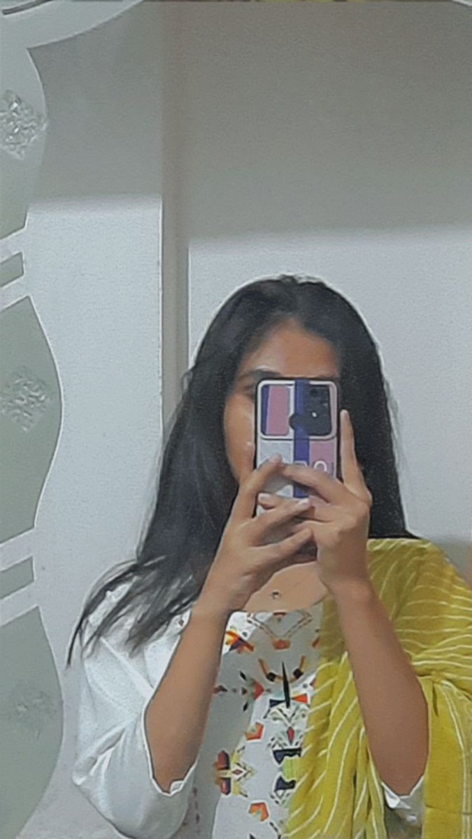 divyaaa 🪐 tweet media