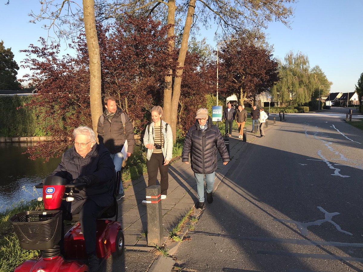 TheoSprong1963's tweet photo. Natuurlijk vanavond meegelopen met ‘Ommetje Meerkerk’ op uitnodiging van @5heerenlanden en nagedacht over Gebiedsvisie Meerkerk https://t.co/dtk2qdmHuN