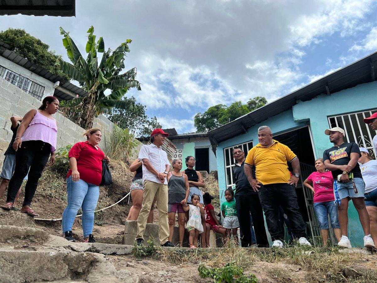 AlemanPancho's tweet photo. Seguiremos caminando por los diferentes barrios en San Miguelito. 

En esta ocasión visitamos el sector de Don Bosco, San Isidro y El Vallecito.

#ToyConPancho 
#PanchoLoCumple https://t.co/29N4UQXVXj