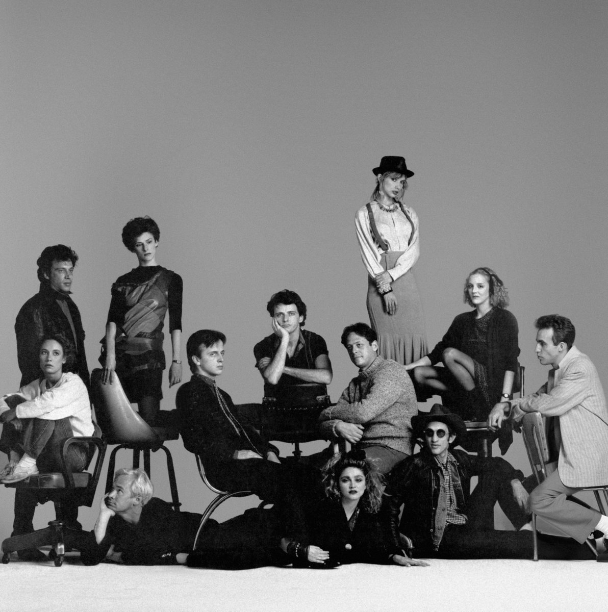 DESPERATELY SEEKING SUSAN 2/2
Unreleased cast photo by R. Corman.
Original black & white shots.
#LaurieMetcalf #AidanQuinn #RosannaArquette #Madonna #MarkBlum #AnnaLevine #JohnTurturro #SusanSeidelman #DSS #Cast #Promo #Corman @MattRett @NewsOfM @M_Scrapbook @Xeynuraf