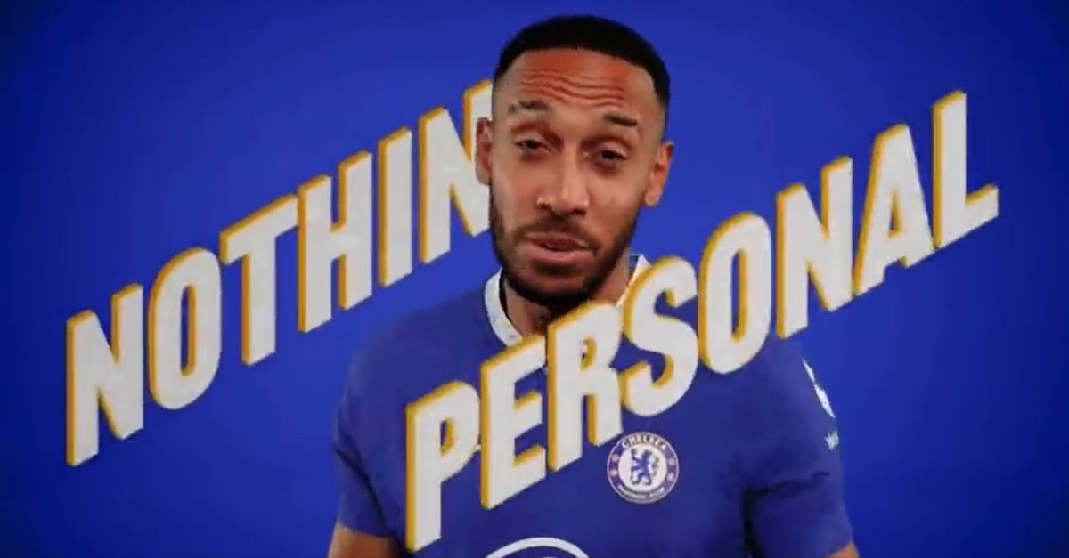 GoonerTaIk's tweet photo. Pierre-Emerick Aubameyang completed five passes in the first half of Arsenal v Chelsea. Four of them were kick offs. https://t.co/2Isb9aEk6S
