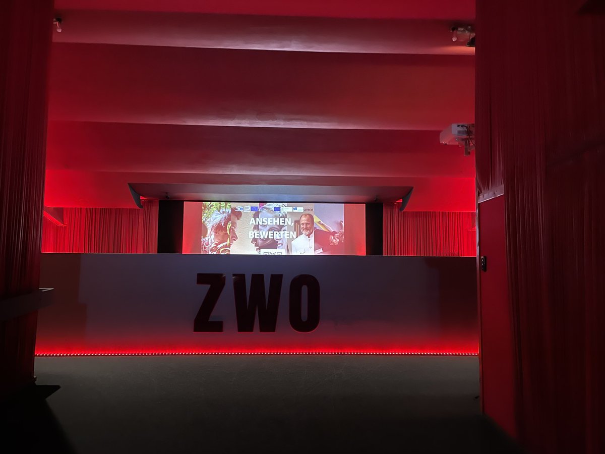 neumann_uta's tweet photo. Herzlichen Dank an @pack_doris, ehem. MdEP und Gründerin des LUX-Filmpreises sowie Dr. Sabine Dengel, Kulturdezernentin der Landeshauptstadt Saarbrücken für die einleitenden Worte zur Auftaktveranstaltung der LUX-Filmvorführungen im Rahmen der @luxaward in der @camerazwo https://t.co/ZrDRitWj5S