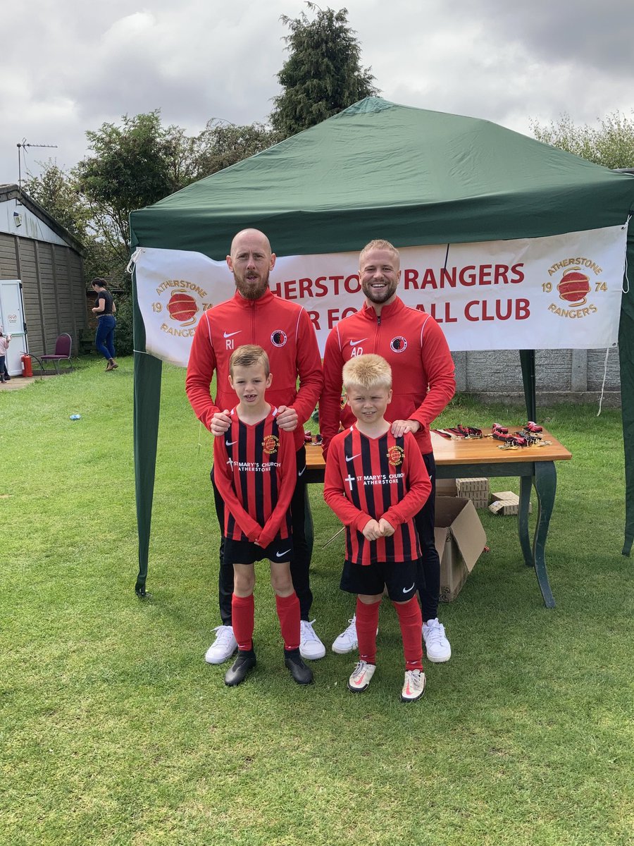 julie9tomkinson's tweet image. 😢 #pureclass  #respect