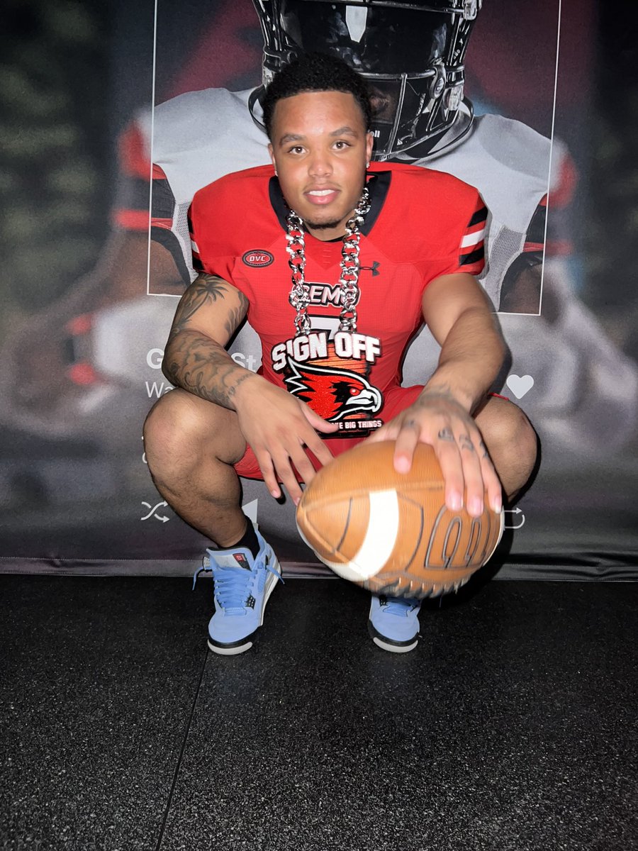 First off I wanna thank God because without him none of this is possible but with that being said I have committed the next two years of my academic and football career at Southeast Missouri State‼️ <a href="/COACH_JOJACK/">Jo Jackson</a>  <a href="/DBCoachSmith/">Ray Smith</a>  #GoRedHawks  #Citymade