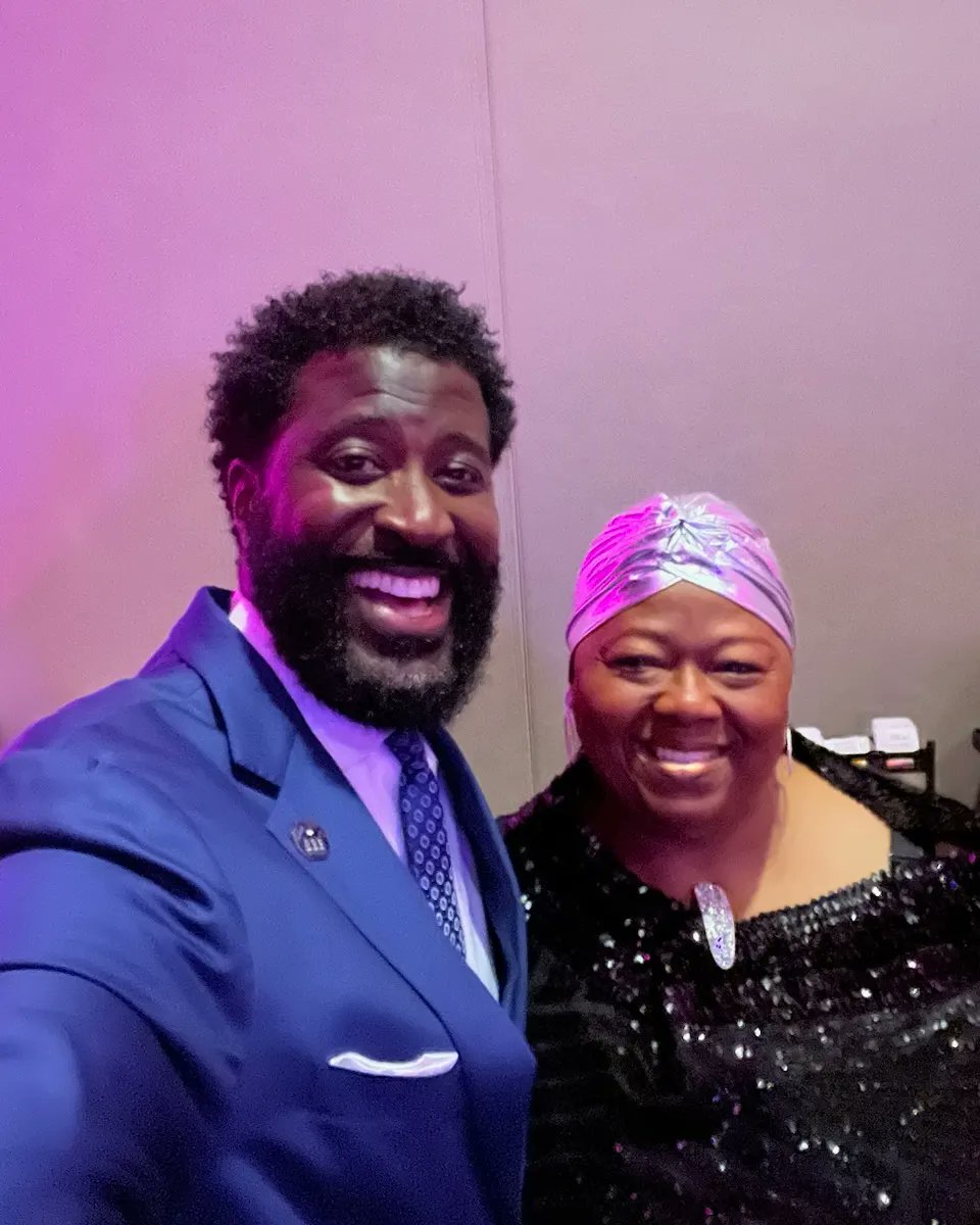rechpauline's tweet photo. #JustUs balling in the fight for freedom at the #JLUSA #secondchance  #Sneaker #FreefomBall in DC at the launching of the #JCC Coordinating Council #BuildingOurOwnTable #lwc #helpinthehouse #solutionist #iamaningredient #justicegeneral https://t.co/4QQNnTK0CU