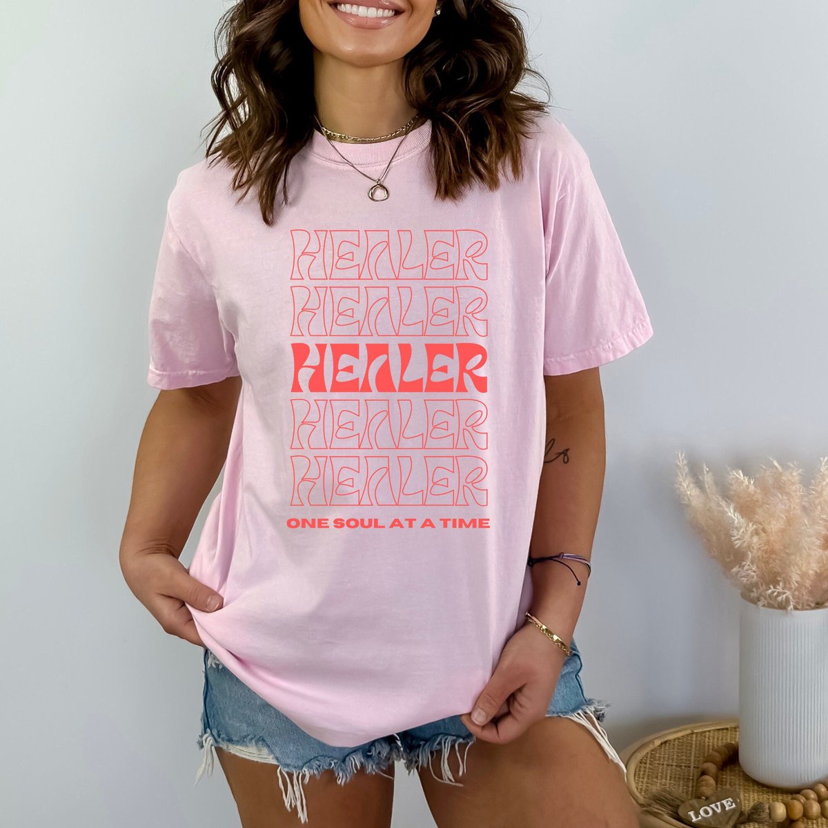cande3239's tweet photo. Excited to share this item from my #etsy shop: Healer Shirt, Mental Health Shirt, Tarot Reader Gift Idea, Retro Graphic T Shirt Tarot Shirt, Vintage, Spiritual T Shirt, Healers T Shirt https://t.co/hbDnc9wPn8 https://t.co/6BBNtbAShy