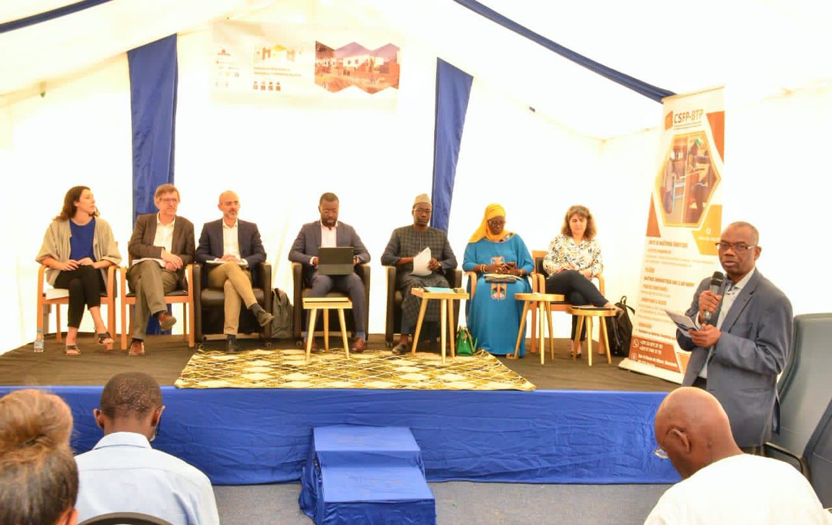 DGCHOfficiel's tweet photo. Le projet #PHARD, Promotion d'un Habitat Abordable, Résilient et Durable, a été lancé ce mardi 02 Mai 2023 au CSFP- BTP de #Diamniadio. La vision principale du projet est d'offrir des habitations décentes, saines et confortables dans un environnement urbain résilient 👇 https://t.co/o1ky9JHnp6