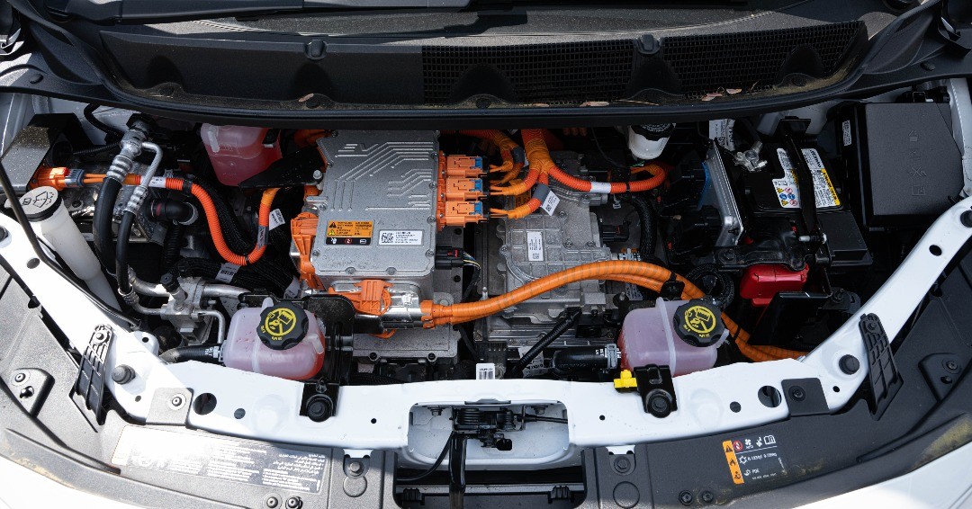 ChevyPrinceton's tweet image. Bringing the future of driving to the future generation! 🚗🔌

JT had the pleasure of delivering the 2022 #Chevy Bolt EV to #MercerCounty #TechnicalSchool. We&apos;re thrilled to be a part of MCTS&apos;s commitment to cutting-edge technology and education! #cioccaonsocial #ev